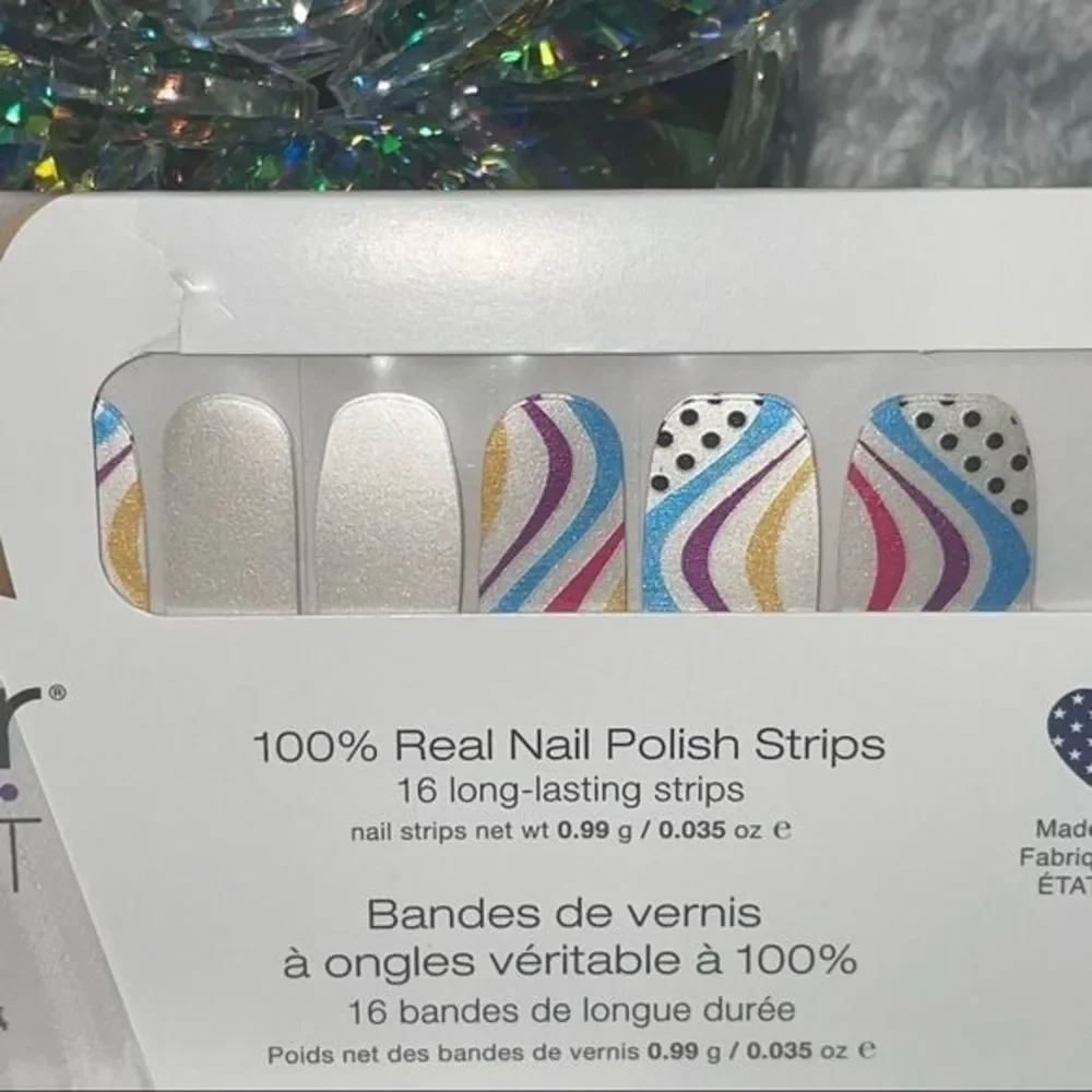 Color Street - “Cool Beans” a fun retro 80s style, shimmery nail strips - Picture 8 of 9